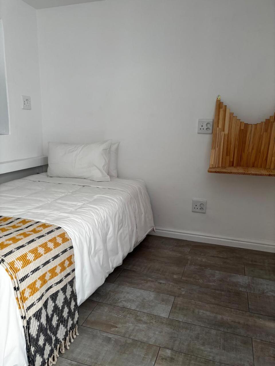 ลา โรส บีแอนด์บี Bed & Breakfast เคปทาวน์ ภายนอก รูปภาพ