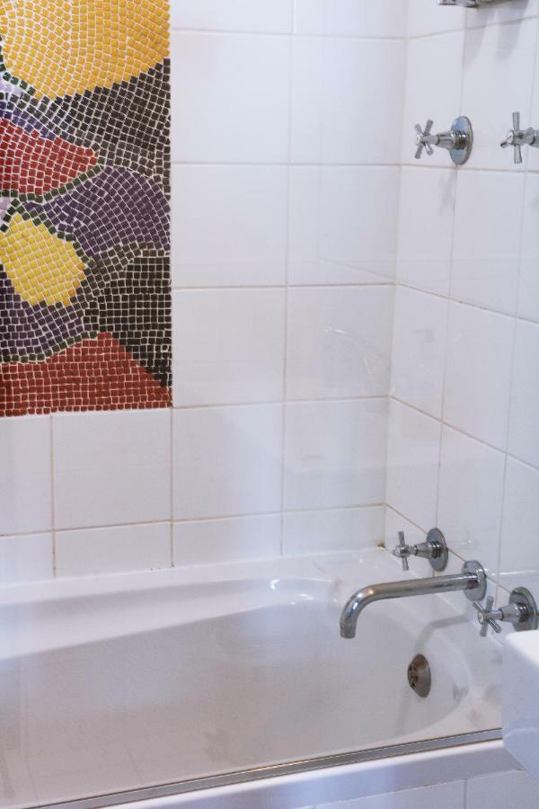 ลา โรส บีแอนด์บี Bed & Breakfast เคปทาวน์ ภายนอก รูปภาพ